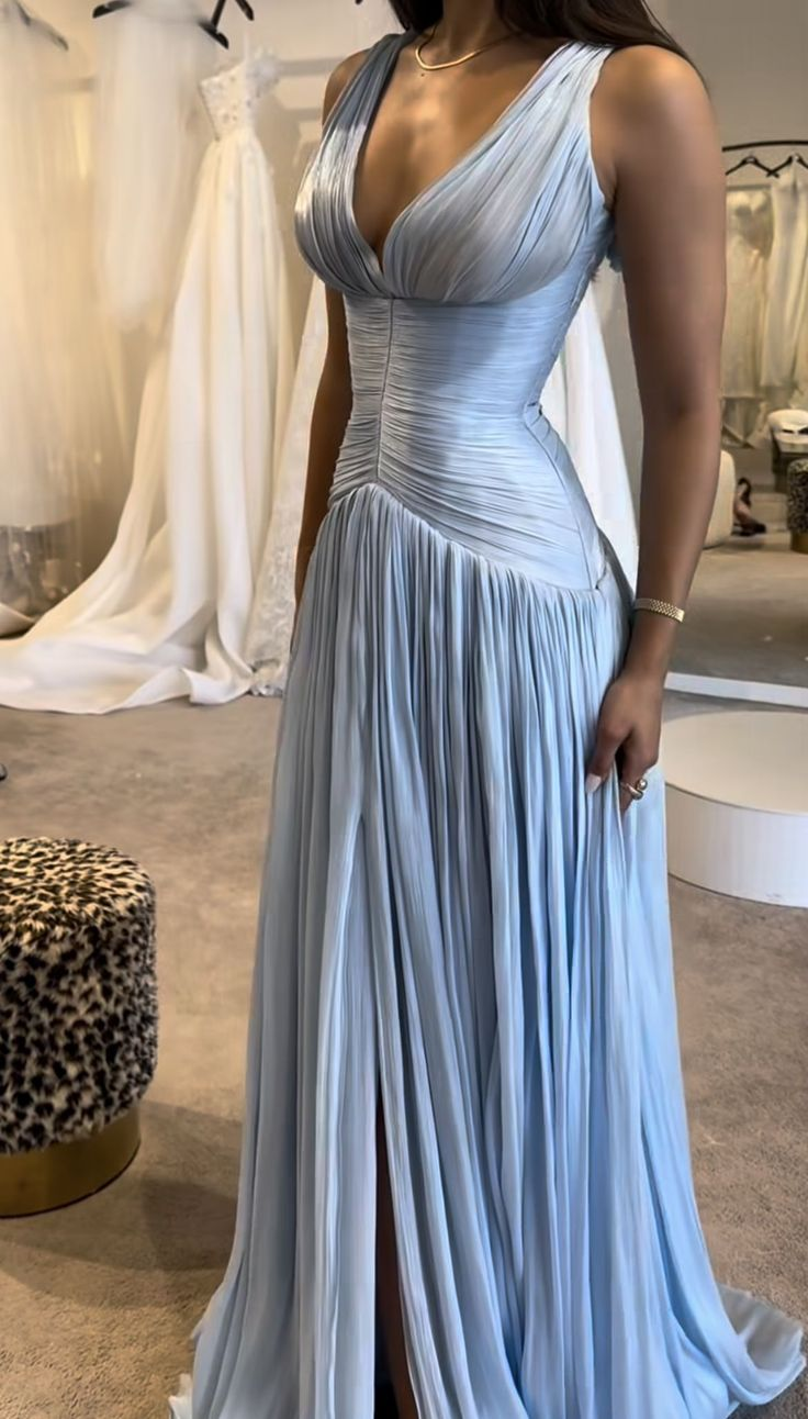 Elegant Blue Halter V-Neck Chiffon Evening Dress Formal Wedding Guest Dress SP395