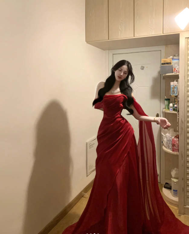 Charming Red Off The Shoulder Tulle Mermaid Long Guest Dress Party Dress SP285