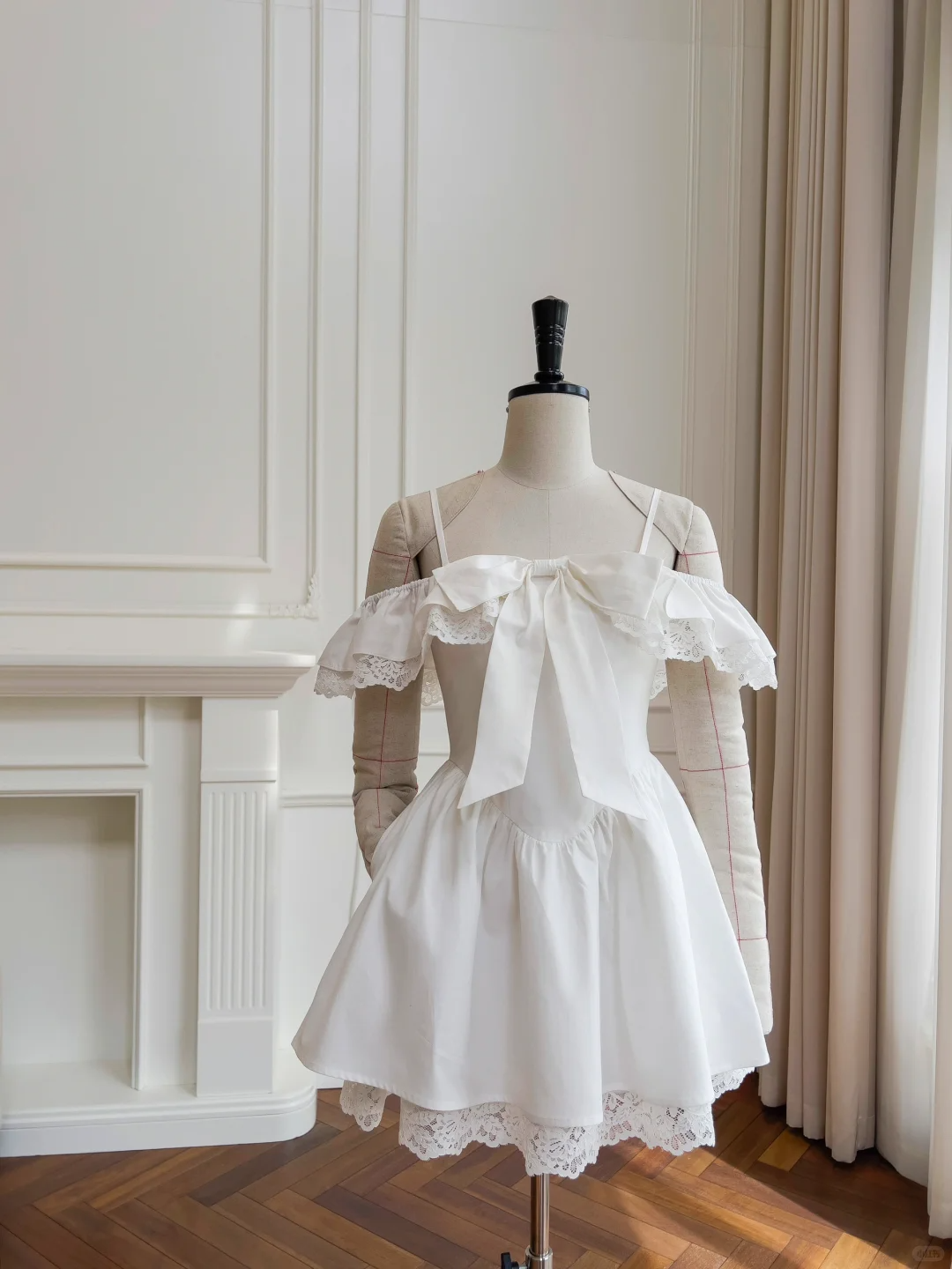 Vintage Off The Shoulder White Short Birthday Party Dress Homecoming Dress Y9051
