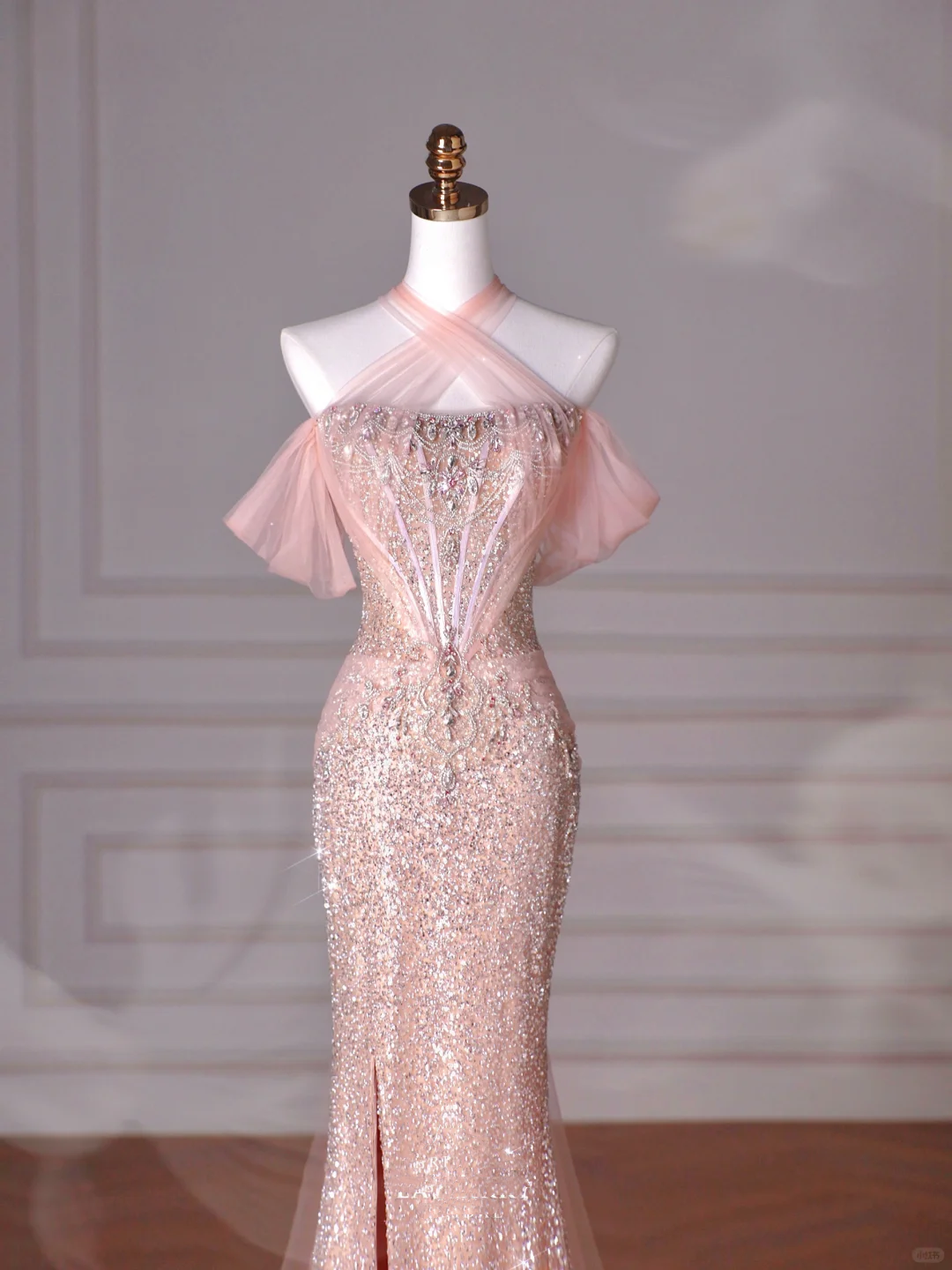 Classy Pink Halter Sequin Beaded Tulle Mermaid Evening Dress Long Prom Dress Y8620