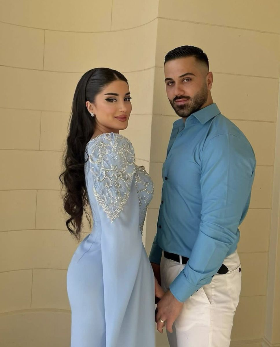 Elegant Blue Beaded Sequins Luxury Evening Dresses Satin Trim with Shawl Arabian Dubai Muslim Prom Dress Y4669