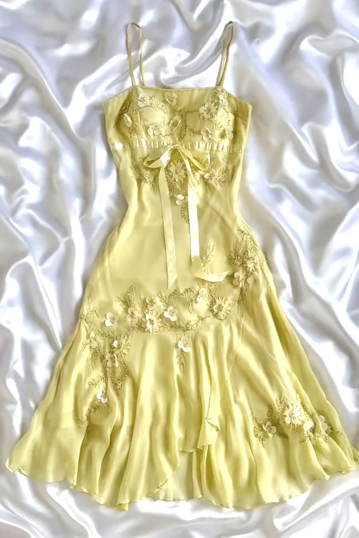 Cute Yellow Spaghetti Straps Chiffon Appliques Short Formal 6th Grade Homecoming Dress Birthday Outfits Y9227