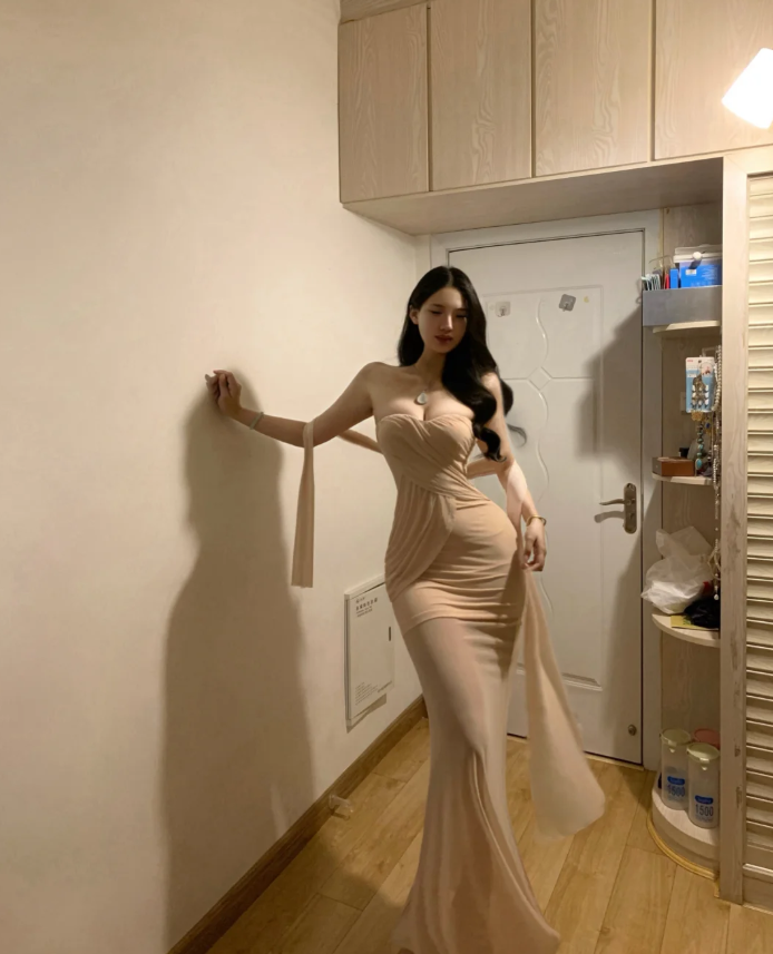 Sexy Strapless Chiffon Mermaid Long Party Gown Formal Guest Dress With Ribbon SP290