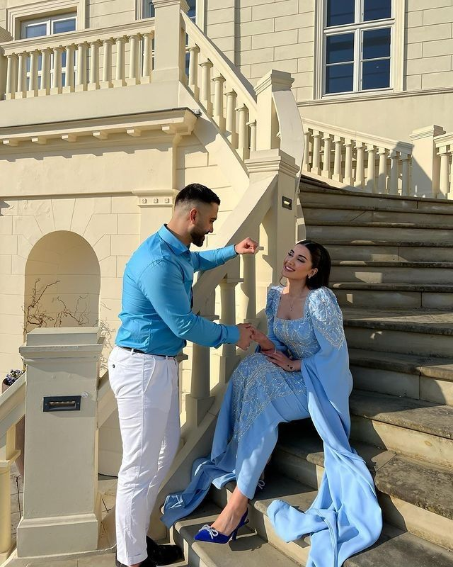 Elegant Blue Beaded Sequins Luxury Evening Dresses Satin Trim with Shawl Arabian Dubai Muslim Prom Dress Y4669