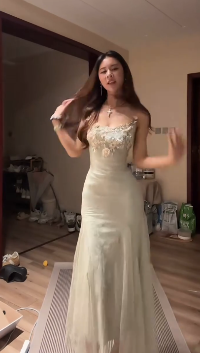 Pretty Spaghetti Straps White Tulle Appliques Mermaid Prom Dress Long Birthday Party Dress SP237