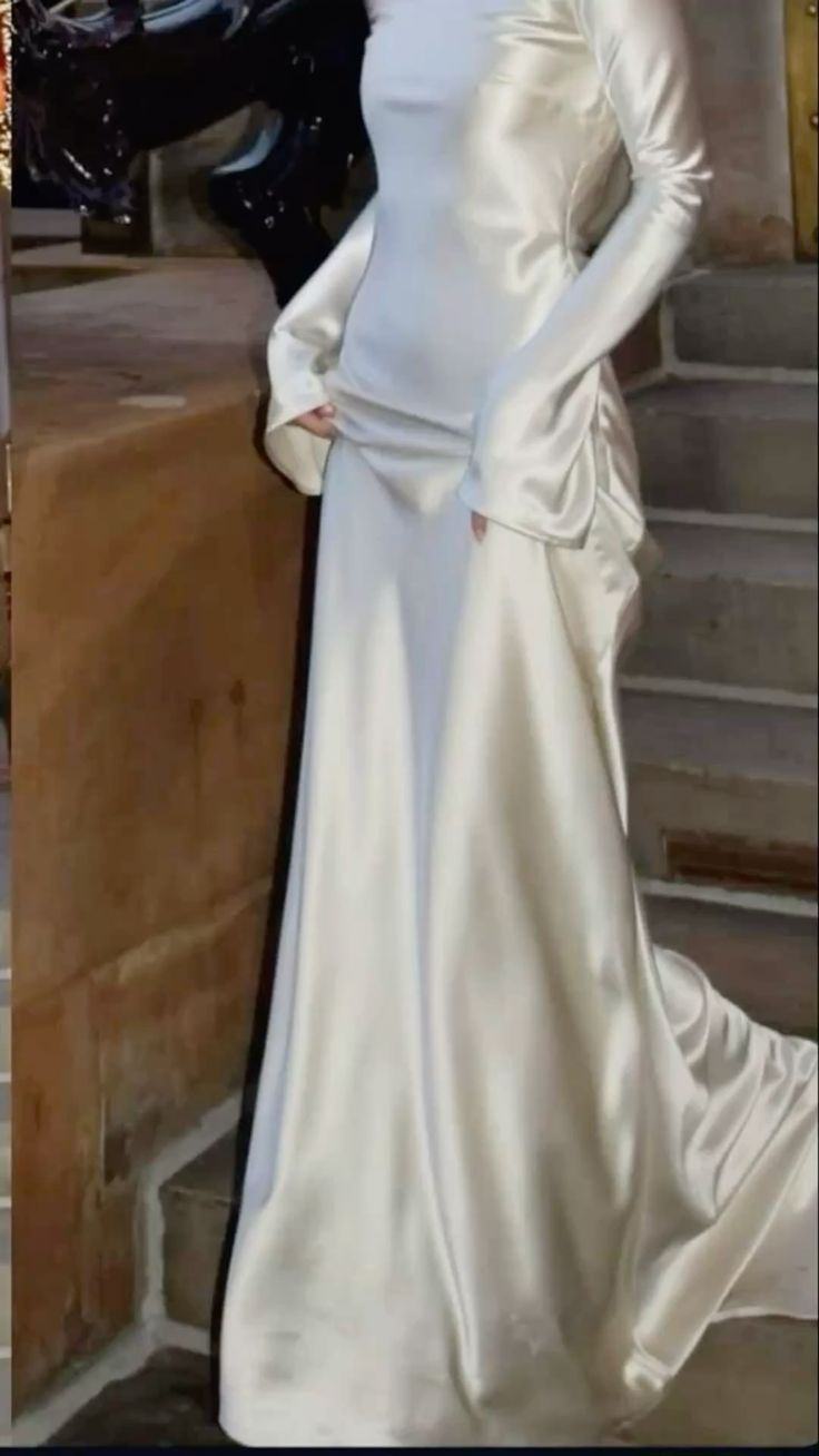 Pretty Long Sleeveless White Satin Mermaid Backless Long Wedding Dress SP1041