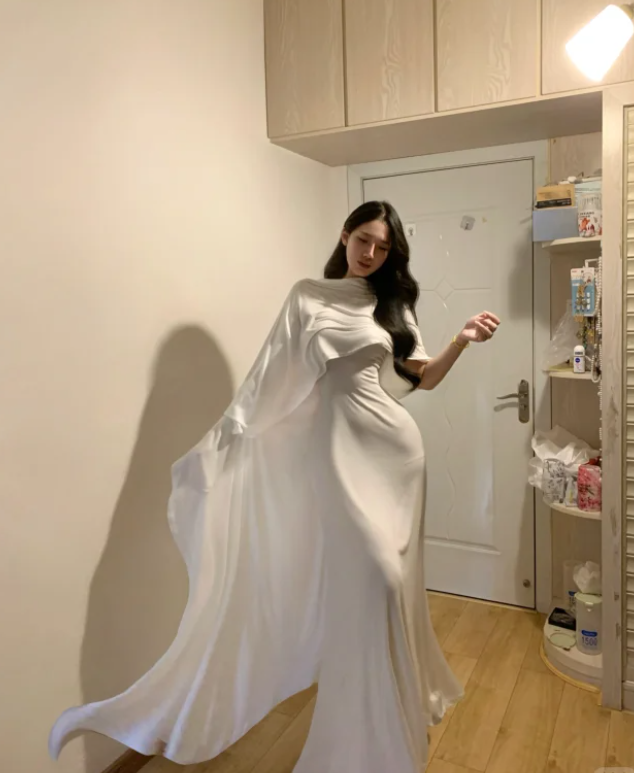 Elegant White Satin Mermaid Long Prom Dress Birthday Party Gown SP284