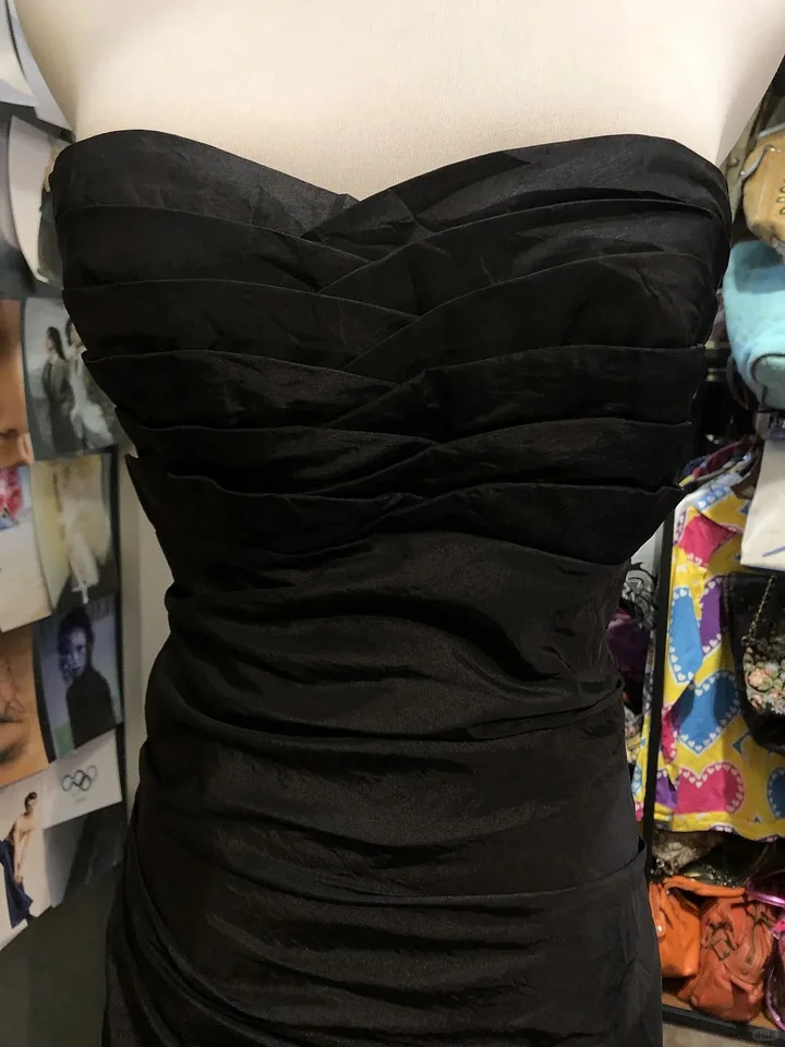 Black Vintage Strapless Satin Pleated Layered Mermaid Long Prom Dress Evening Dress SP404