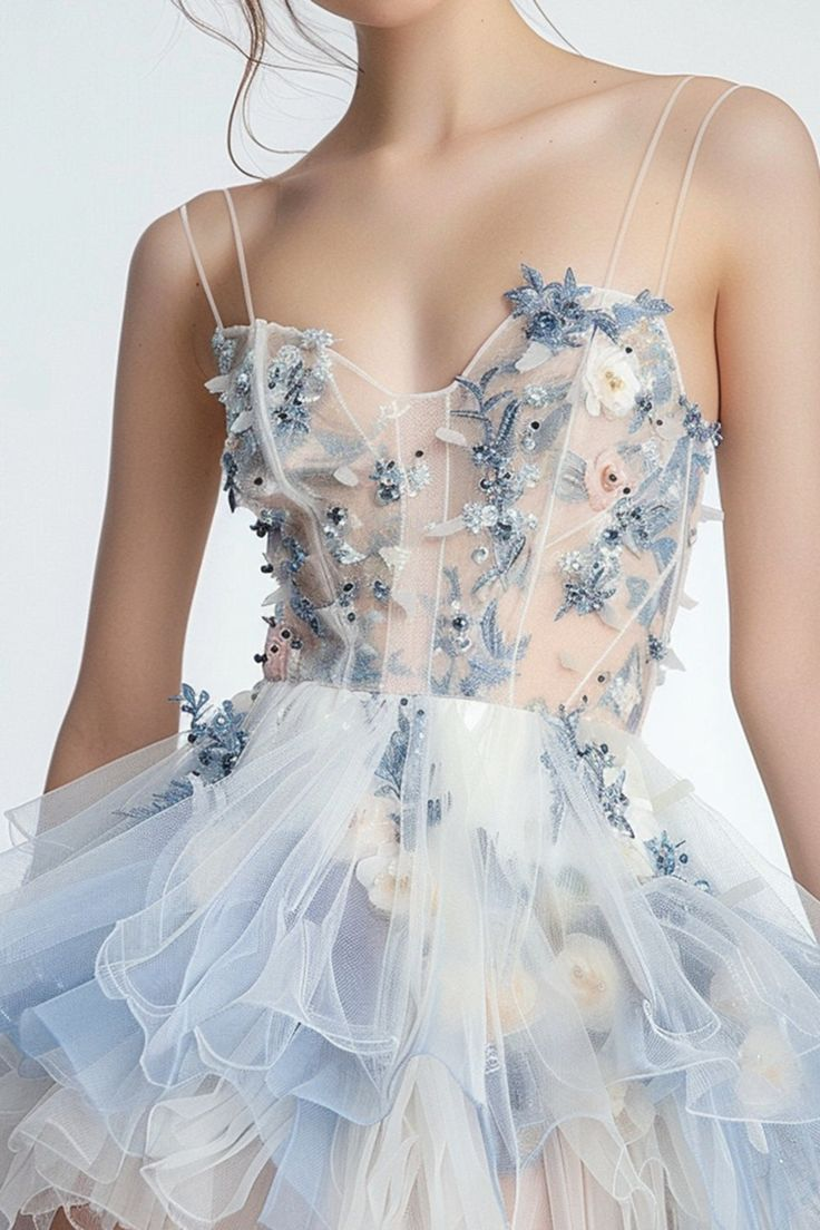 Classy Spaghetti Straps Tulle Appliques Beaded Short 16th Birthday Outfits Formal Homecoming Dress Y9434