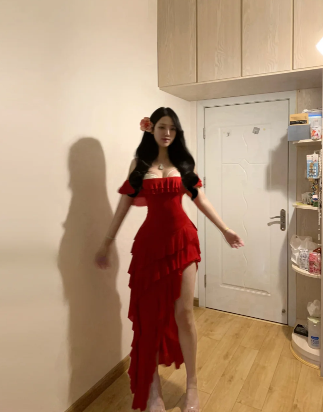 Sexy Red Strapless Strapless Chiffon Layered Ruffle Prom Dress Slit Long Party Dress SP287