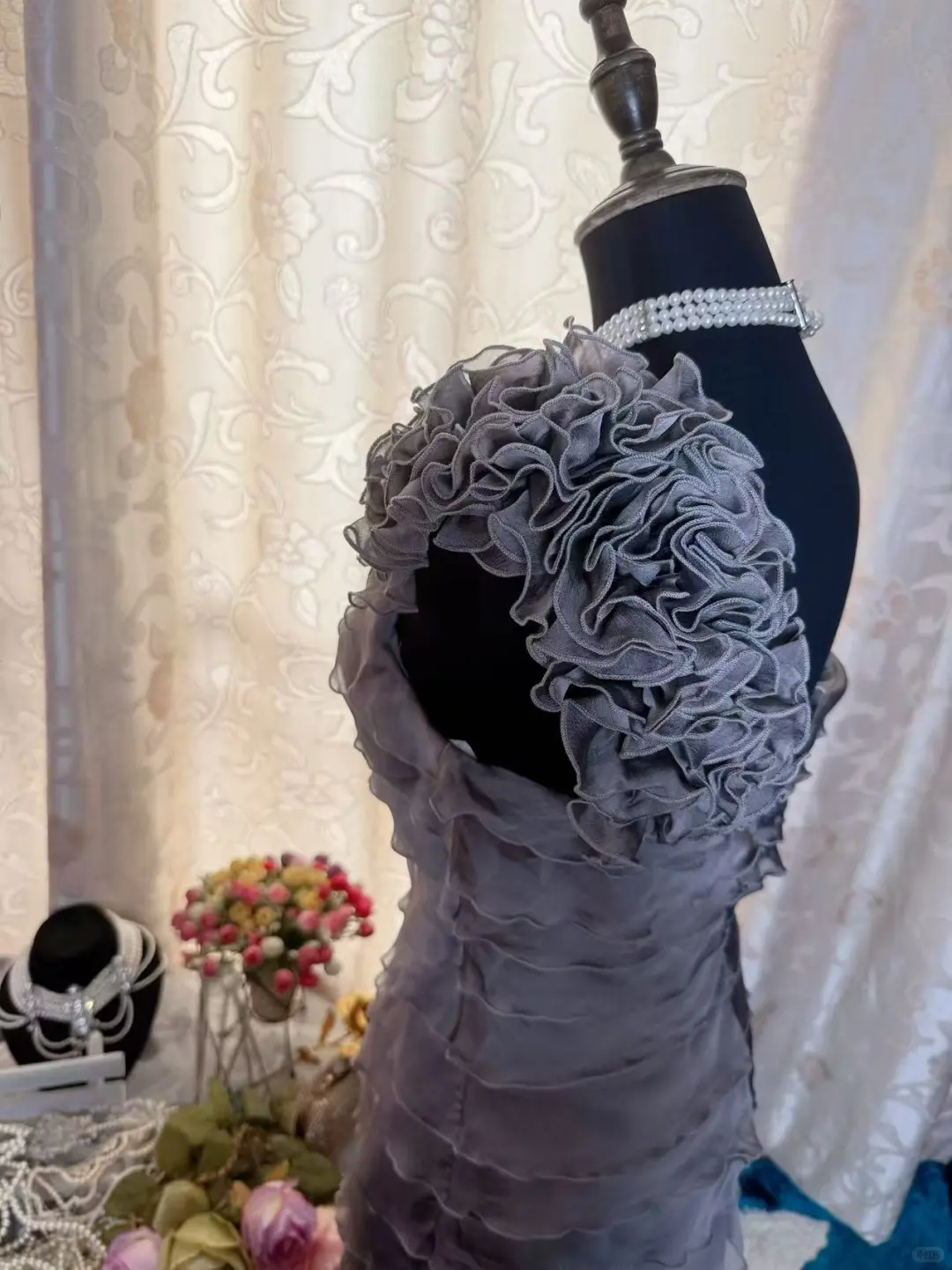 Vintage Silver Gray Chiffon Ruffle Layered Cocktail Dress One Shoulder Formal Graduation Homecoming Dress Y9184