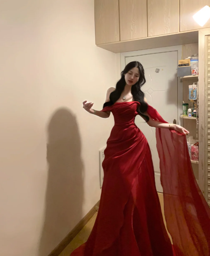 Charming Red Off The Shoulder Tulle Mermaid Long Guest Dress Party Dress SP285