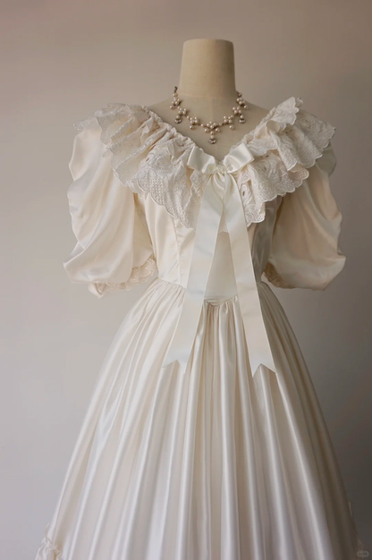 Vintage V Neck White Satin Lace Ruffles Long Wedding Dress Bridal Dress SP4094