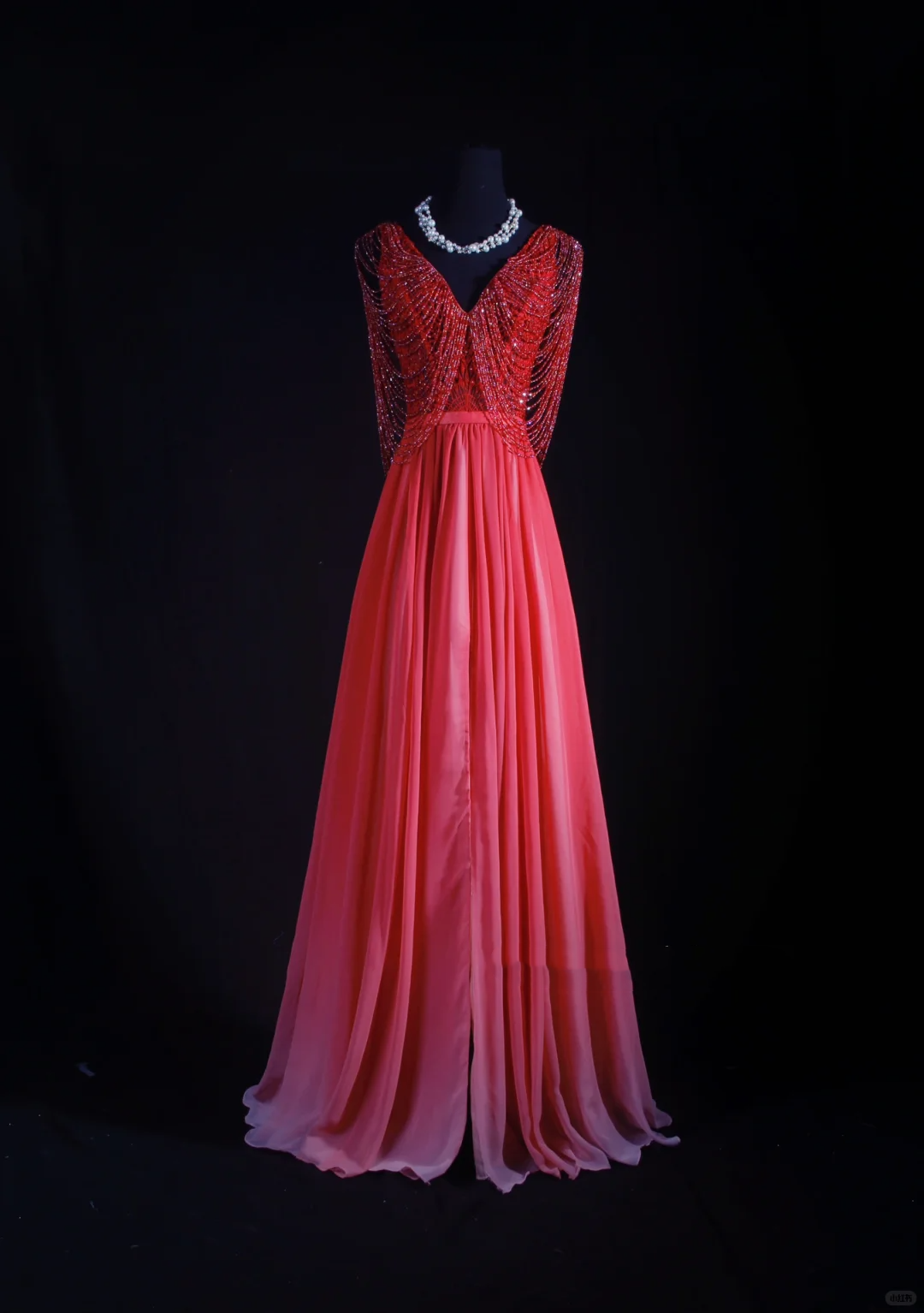Luxurious Sleeveless Red V Neck Chiffon Beaded Tassel Long Party Dress 20th Birthday Outfits SP2156