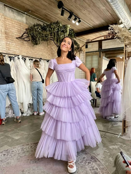 Chic White Tiered Tulle Wedding Dress,Vintage Wedding Dress Y4266