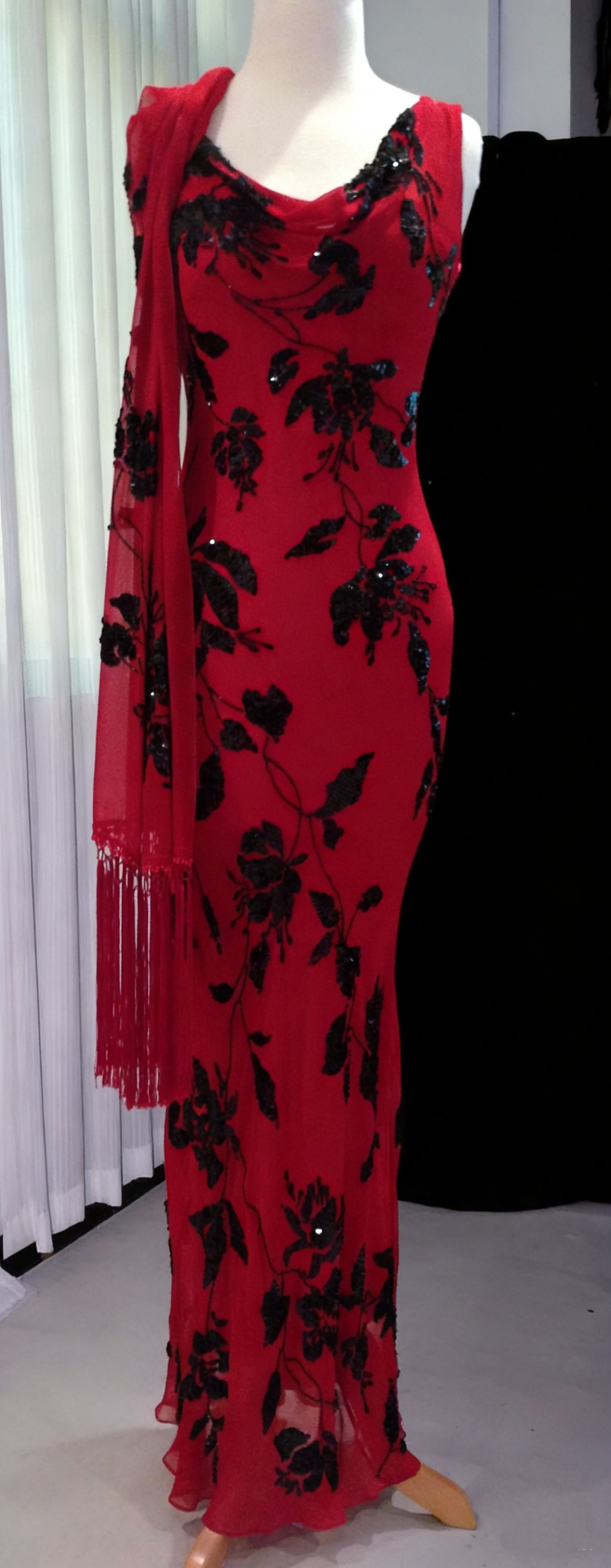 Pretty Red Sleeveless Chiffon Beaded Sheath Long Party Dress Birthday Dress With Ribbon SP2075