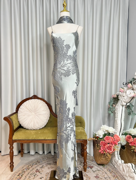 Charming Spaghetti Straps Silver Satin Lace Party Dress Retro Mermaid Prom Dress With Ribbon SP629