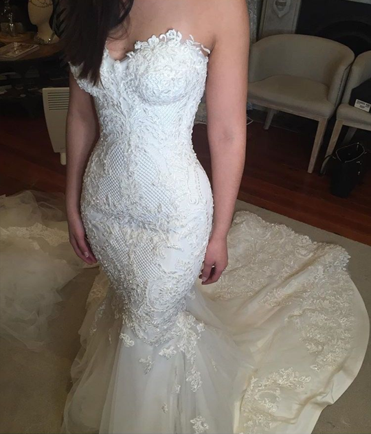 Pretty Strapless Tulle Appliques White Mermaid Long Wedding Dress Bridal Dress SP825