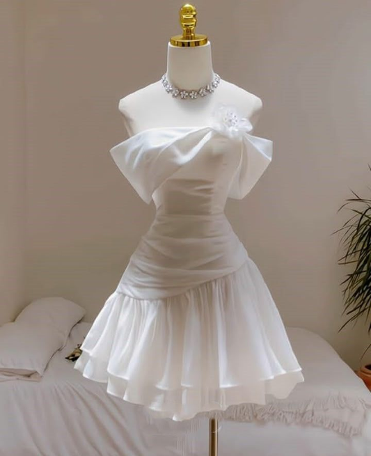 Simple White Satin ALine Short Graduation Homecoming Dress 19th Birthday Outfits Y9577