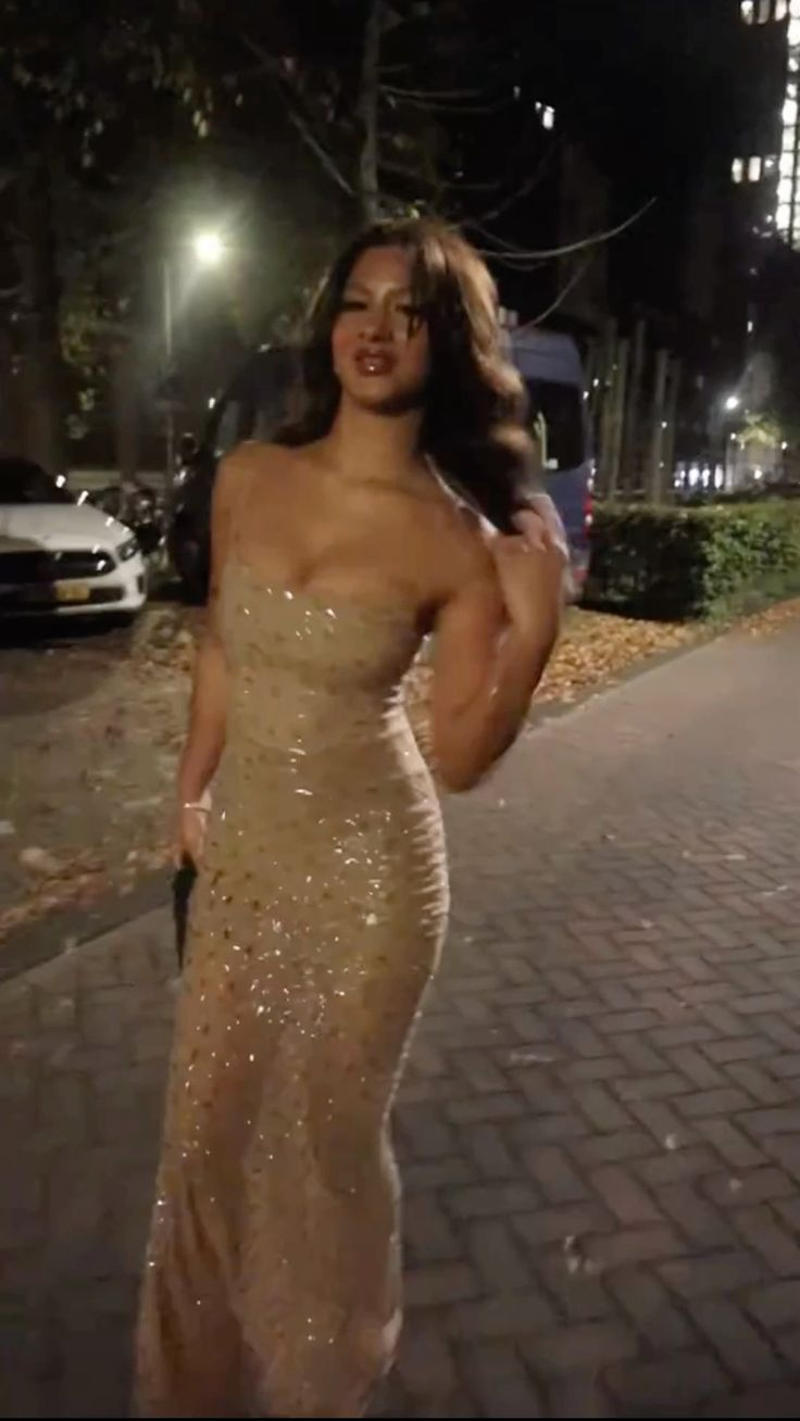 Sexy Spaghetti Straps Champagne Sequin Mermaid Long Party Dress Prom Dress SP993