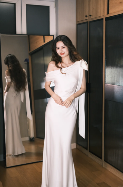 Stylish Off The Shoulder White Satin Mermaid Long Party Dress Formal Wedding Guest Dress SP2100