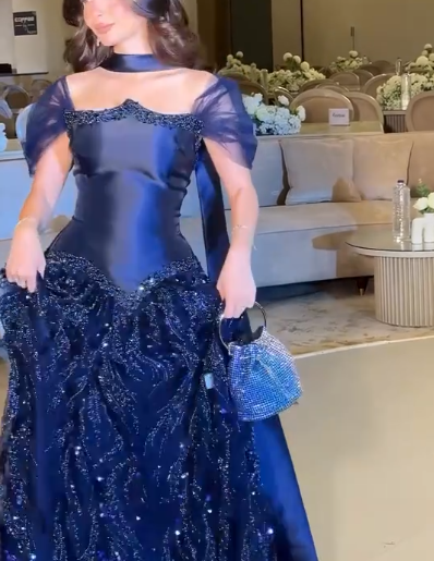 Gorgeous Navy Blue Satin Tulle Sequin Beaded Ball Gown Formal Party Dress With Scarf SP576