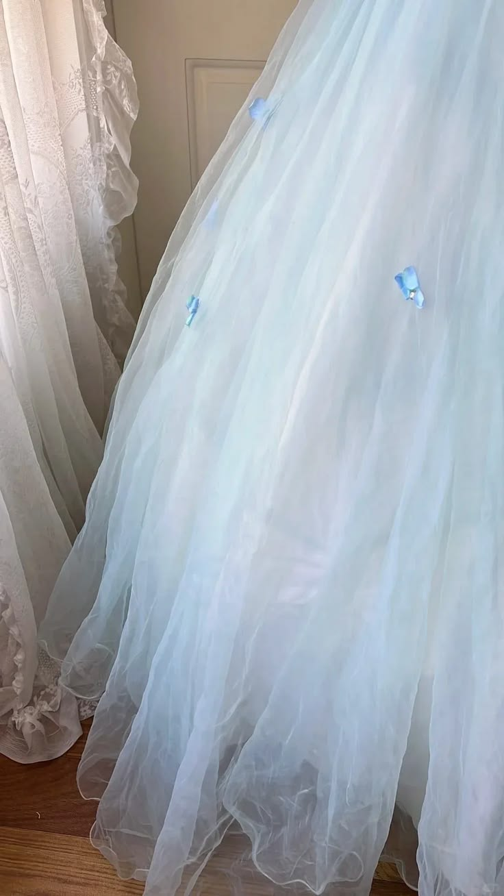 Elegant  Ball Gown Mint Green V-Neck Sleeveless Floral-Accented Long Prom Dress Evening Gowns SP2267