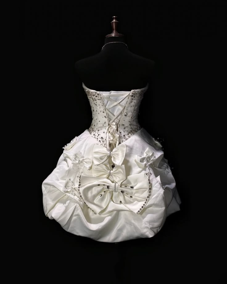 Elegant Sweetheart Neck Satin Beaded A Line Short Homecoming Dress Birthday Dress SP3353