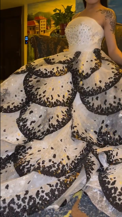 Gorgeous Strapless White Satin Sequin Beaded Long Evening Dress Formal Birthday Prom Gown SP651