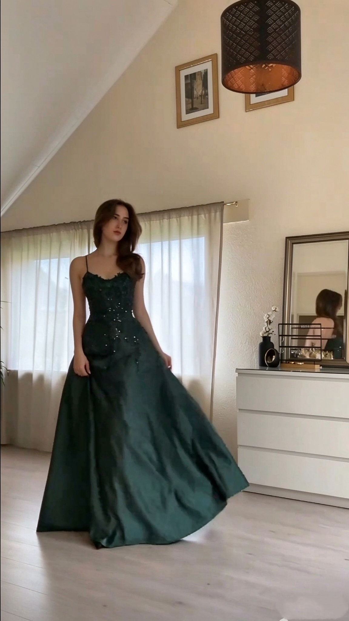 Charming Spaghetti Straps Green Tulle Sequin Appliques A Line Long Party Dress Prom Gowns SP4256