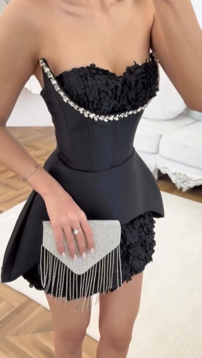 Unique Strapless Short Birthday Outfits,Black Beaded 3D Floral Short Graduation Homecoming Dress SP3688