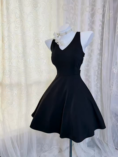 Sexy Black V Neck Satin A Line Short Graduation Homecoming Dress Cocktail Dress SP2769