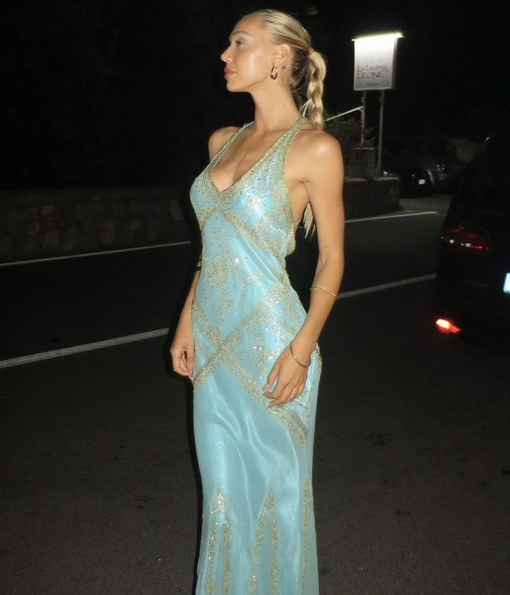 Charming Halter V Neck Blue Satin Sequin Beaded Mermaid Evening Dress Prom Gown SP708