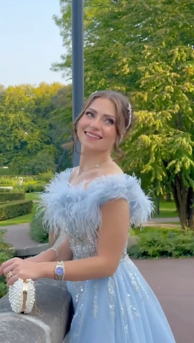 Elegant Strapless Sky Blue Tulle Sequin Feathers Slit Mermaid Prom Dress Long Party Gown SP448