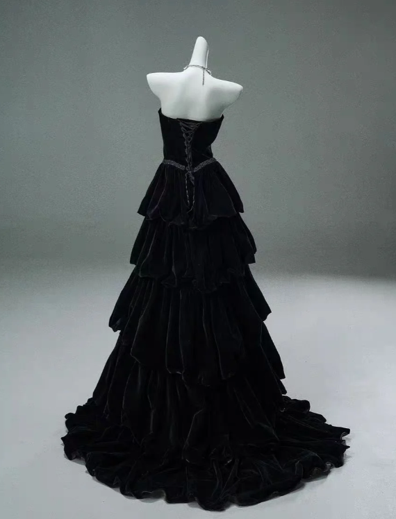 Chic Black A-line Layered Evening Dress,Black Strapless Evening Gown Y4378