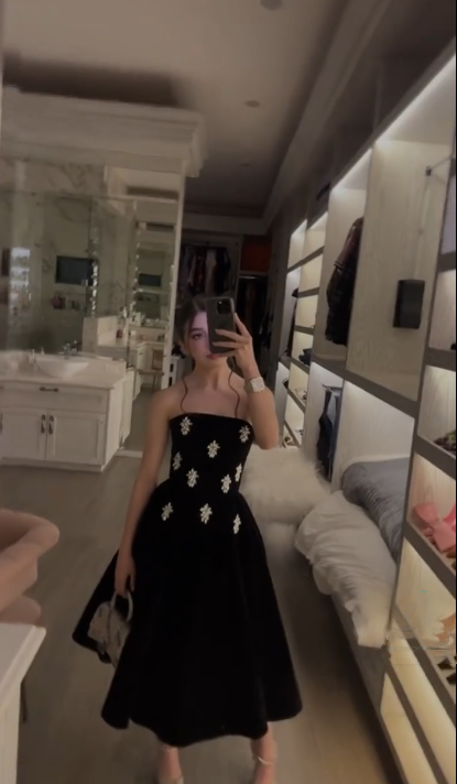 Elegant Strapless Black Velvet Beaded A Line Birthday Outfits Long Evening Gown SP1012