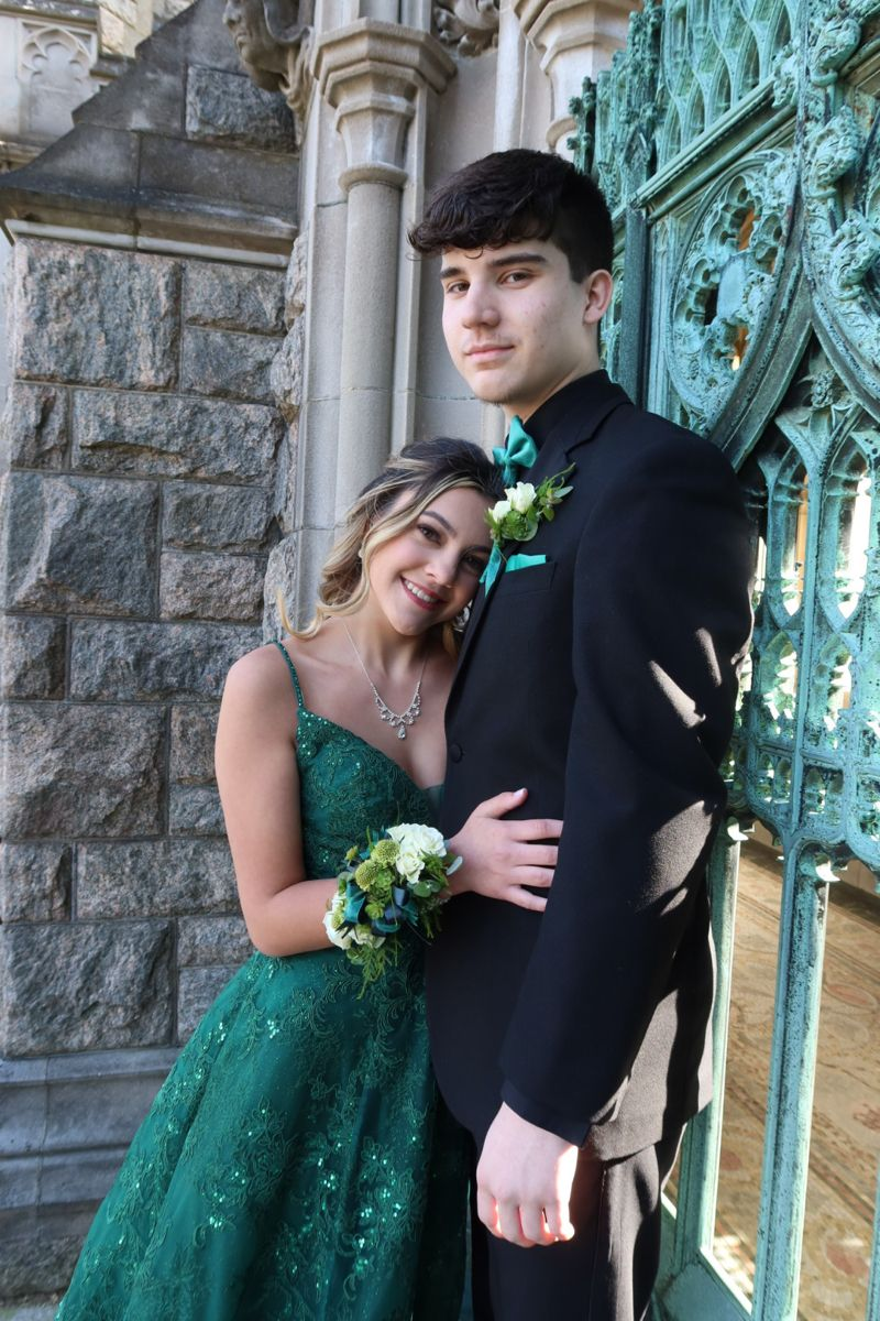 A Line V Neck Green Lace Long Prom Dresses, Green Lace Formal Dresses, Green Evening Dresses Y4079