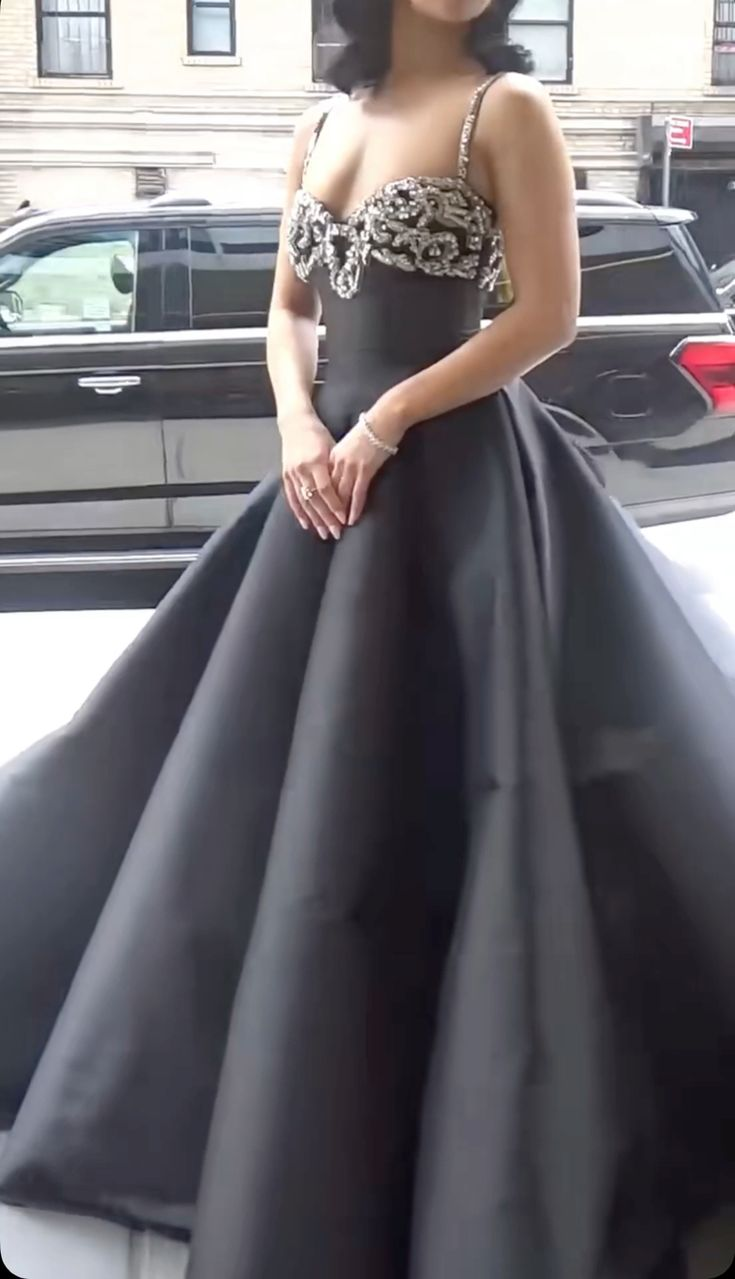 Gorgeous Spaghetti Straps Black Satin Beaded Long Evening Dress Formal Birthday Prom Gown SP1433
