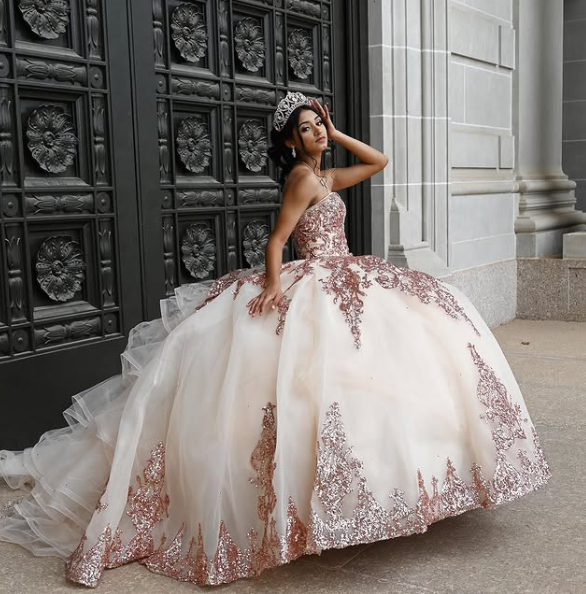 Rose Gold Sweetheart Puffy Princess Ball Gown Sweet 16 Dress Beaded Applique Quinceanera Dresses Y827