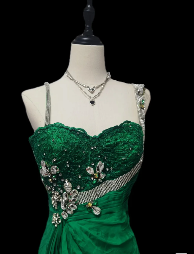 Chic Green Spaghetti Straps Satin Beaded Pleated Mermaid Long Prom Gown Evening Dress SP438