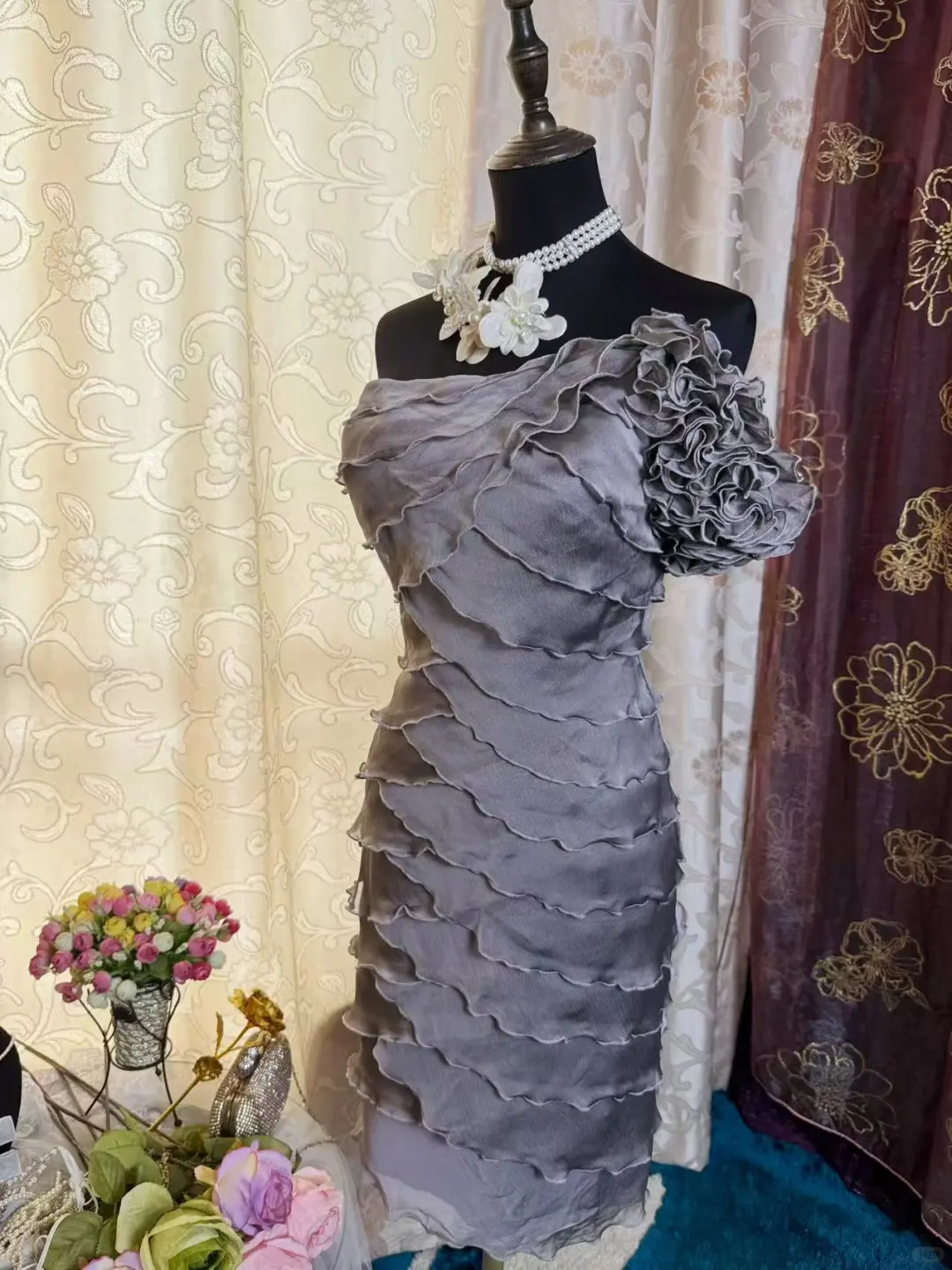 Vintage Silver Gray Chiffon Ruffle Layered Cocktail Dress One Shoulder Formal Graduation Homecoming Dress Y9184