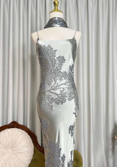 Charming Spaghetti Straps Silver Satin Lace Party Dress Retro Mermaid Prom Dress With Ribbon SP629