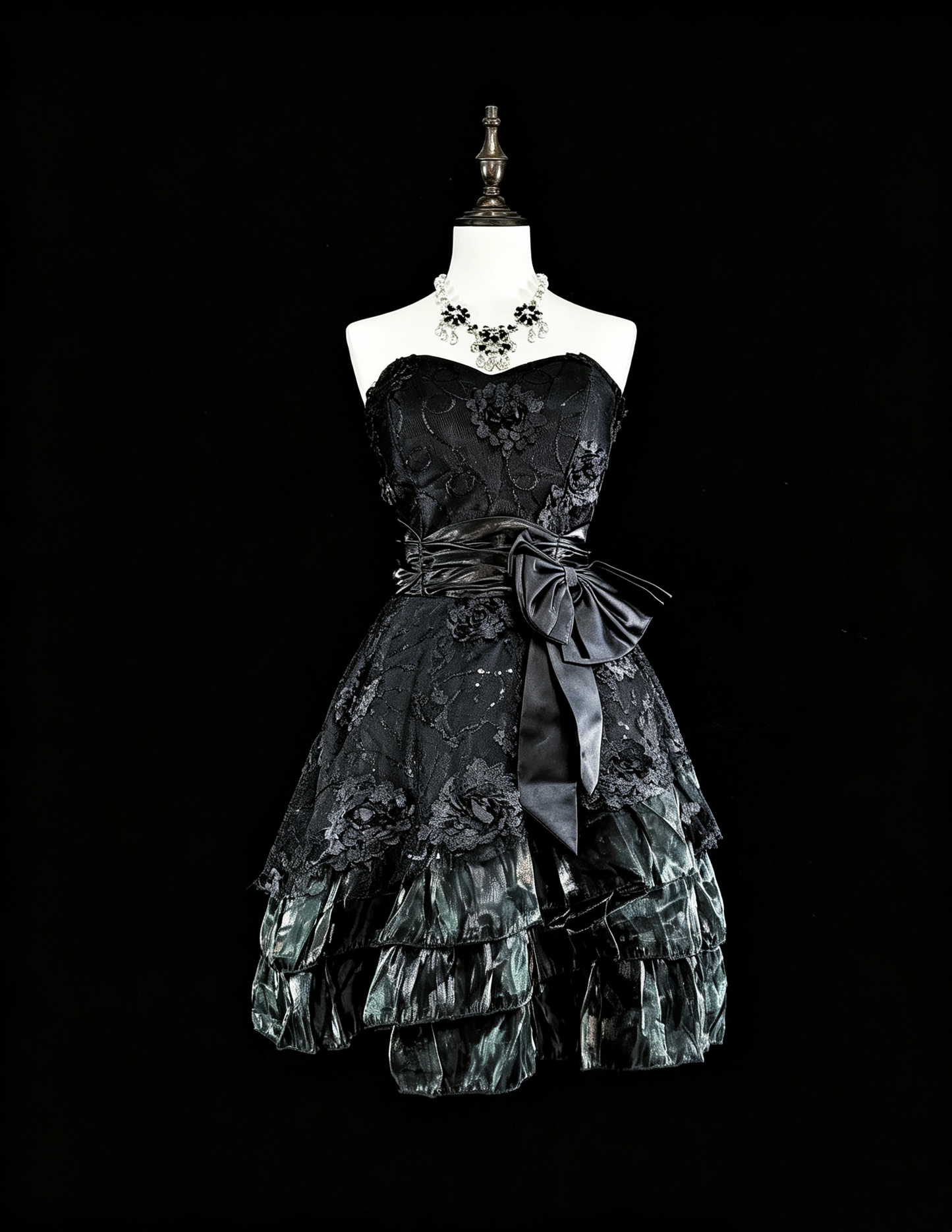 Sexy Black Strapless Satin Tulle Sequin Floral A Line Short Graduation Homecoming Dress Cocktail Dress SP3398