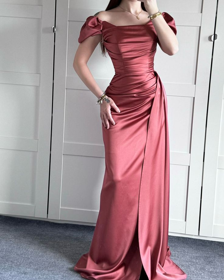 Pretty Off The Shoulder Navy Blue Satin Slit Mermaid Birthday Party Gown Formal Wedding Guest Dress SP770