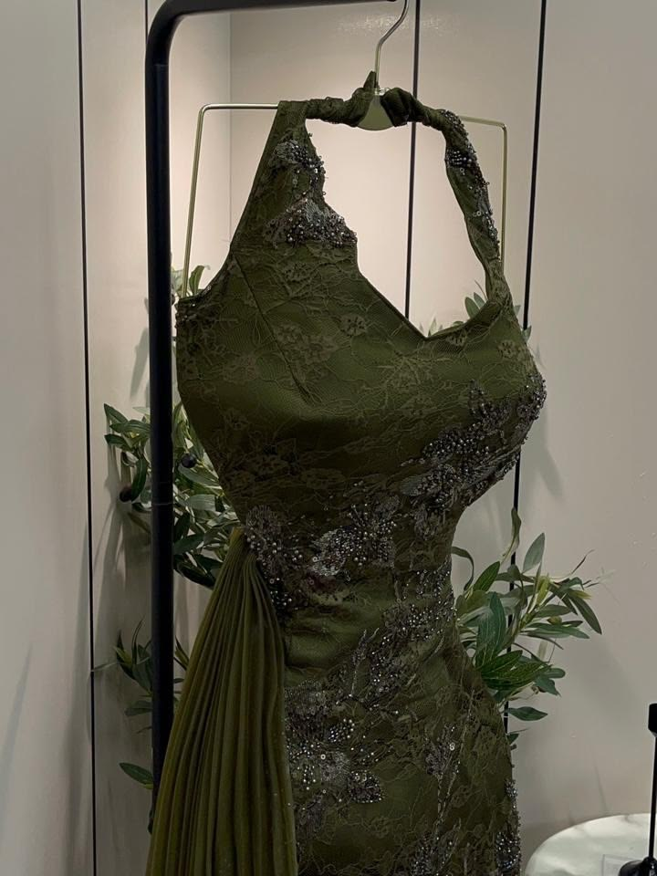 Vintage Olive Green Lace Sequin Beaded Sheath Long Party Dress Halter Birthday Prom Gowns SP2275