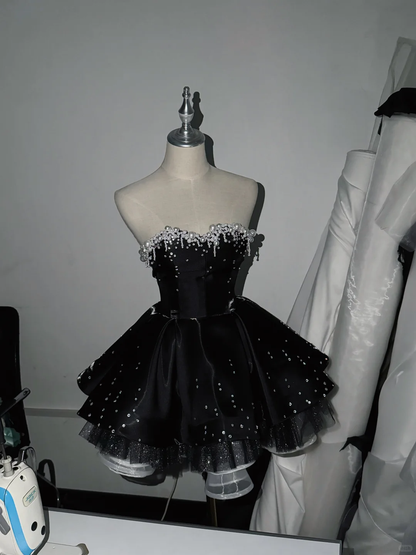 Pretty Sweetheart Neck Satin Beaded Short Homecoming Dress Black Short Birthday Dress SP4221