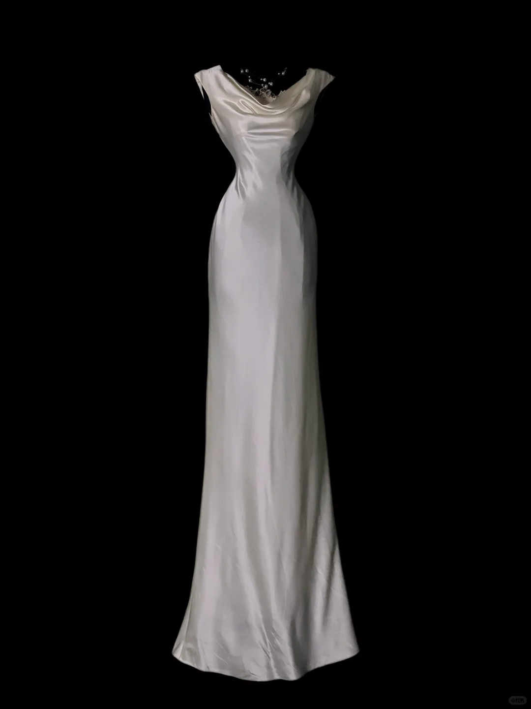 Elegant White Sleeveless Satin Mermaid Long Party Dress Formal Long Wedding Guest Dress SP4068