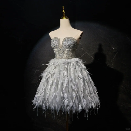 Classy Gray Strapless Tulle Beaded Feathers Short Homecoming Dress Birthday Outfits Y9528