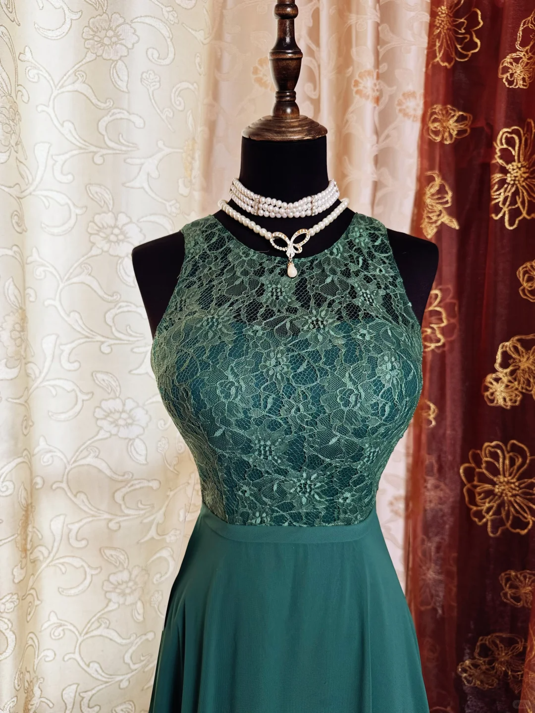 Vintage Green Sleeveless Chiffon Lace A Line Long Wedding Guest Dress Backless Party Dress SP2192