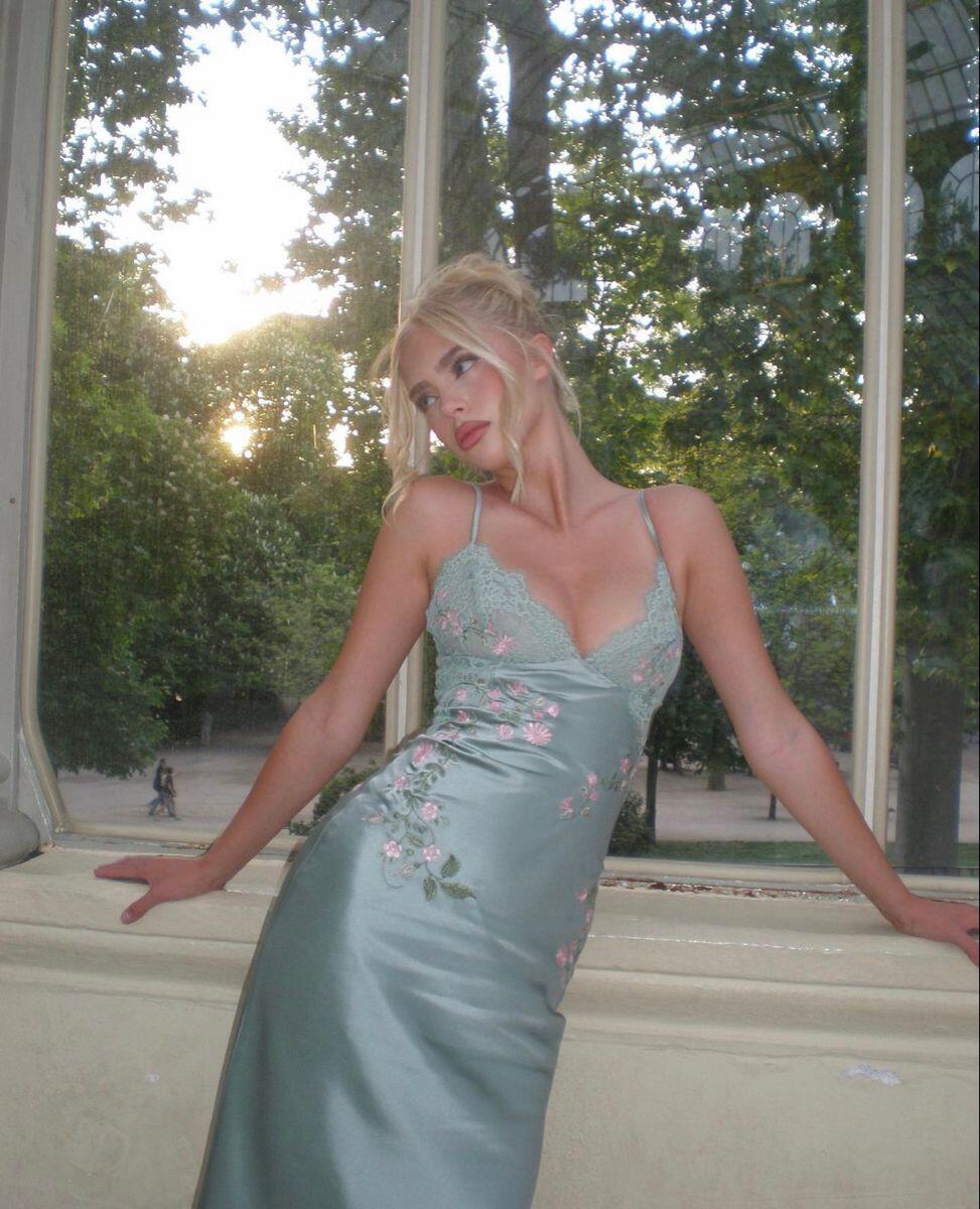 Sexy Spaghetti Straps Blue Lace Satin Floral Sheath Prom Dress Party Gown SP3132